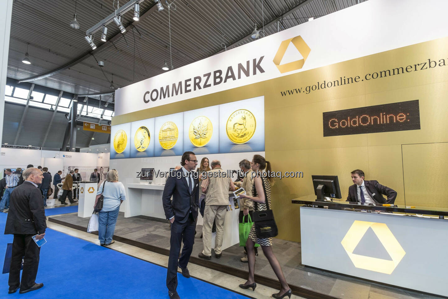 Blick auf den Stand des Ausstellers  Commerzbank  in Halle 4 (Bild: Messe Stuttgart)