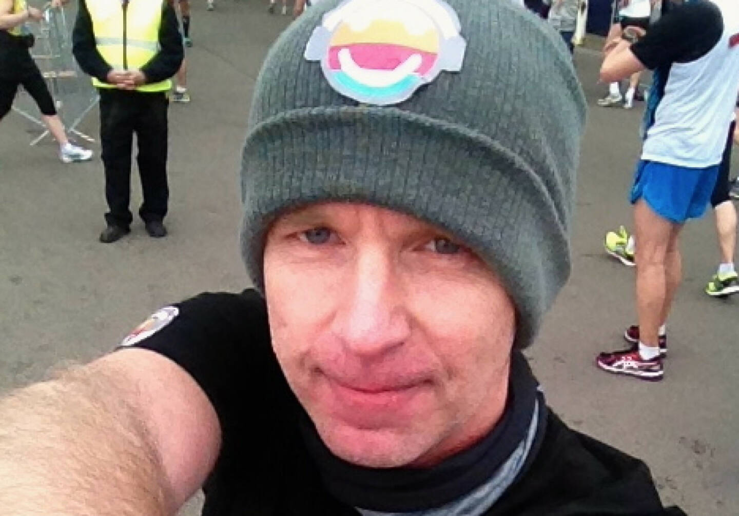 Mit Buff wegen Verk&uuml;hlung, Selfie