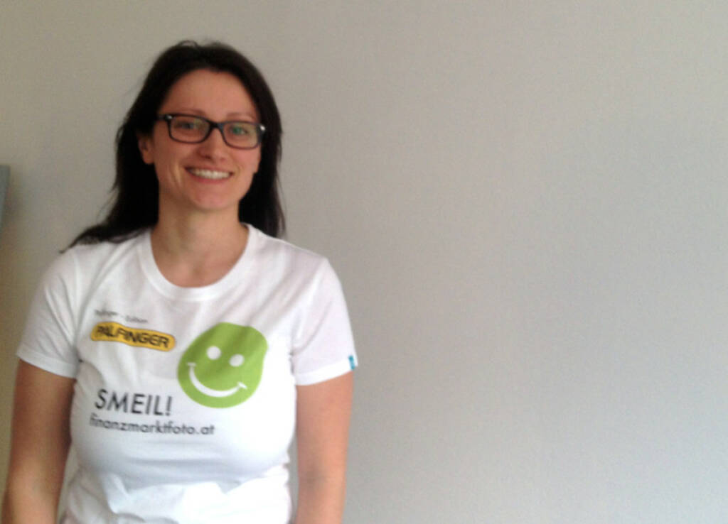 brokerjet Smeil: Barbara Baminger (Shirt in der Palfinger-Kollektion)
 (13.04.2014) 