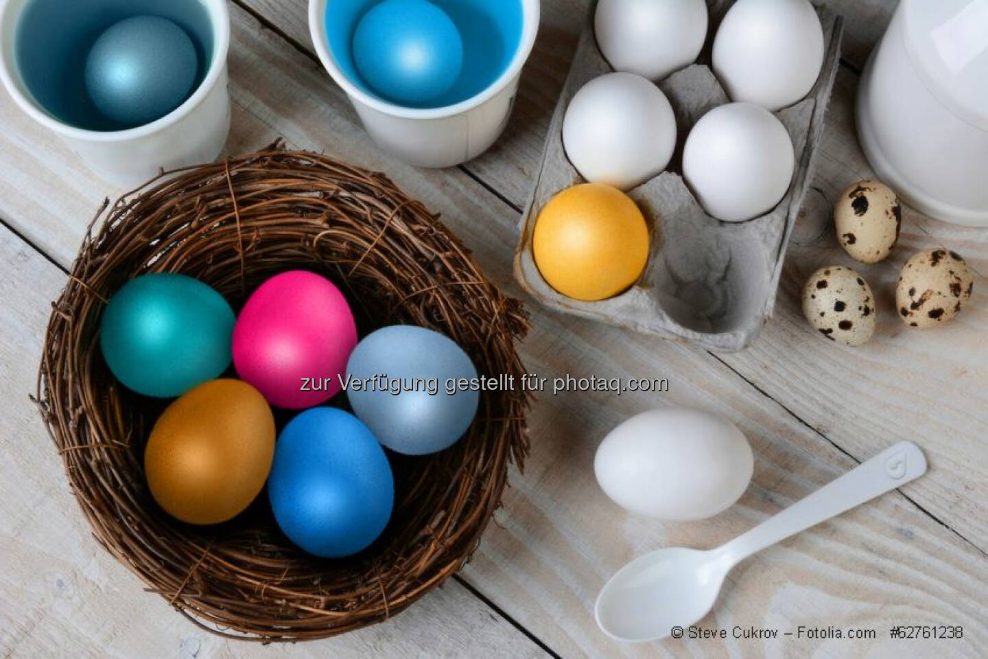 Bemalte Ostereier - das ist Kalk, wie wir ihn mögen! ;-) Wir wünschen euch und euren Familien ein frohes Osterfest!  Source: http://facebook.com/bwtwasser