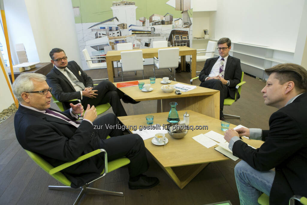 Alois Steinböck, GF und Managing Director Bawag PSK Invest,  Gerhard Mittelbach, Österreich Executive Director PEH Wertpapier AG, Harald Egger, CIO der Erste Sparinvest

, © Martina Draper für Börse Express (20.12.2012) 