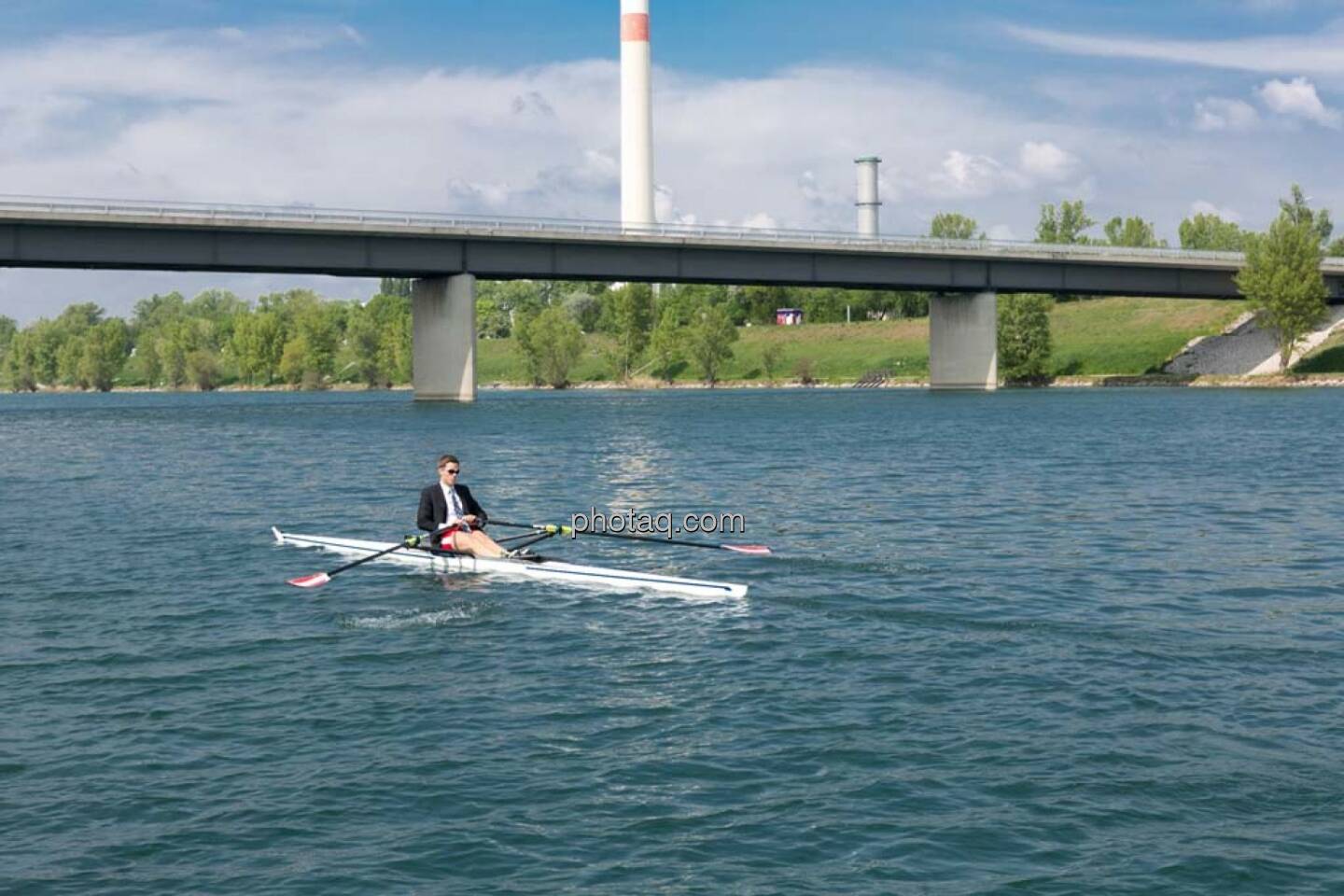 Ruhe, Wasser, Gerald Pollak, Sport und Business, rot-weiss-rot