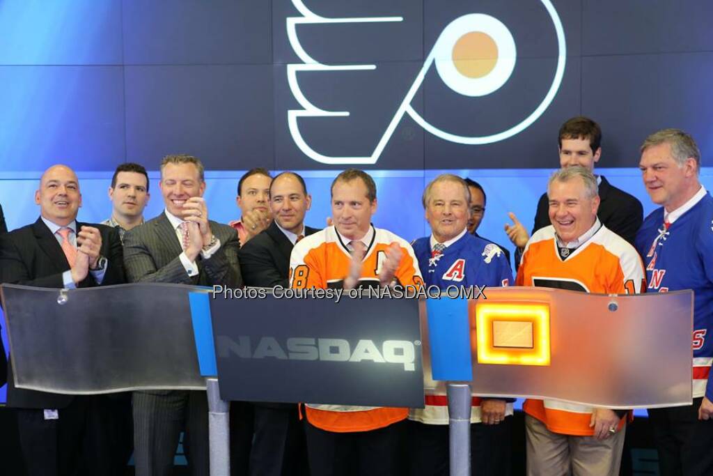 NHL's Philadelphia Flyers and New York Rangers ring the NASDAQ Closing Bell! #dreamBIG  Source: http://facebook.com/NASDAQ (25.04.2014) 