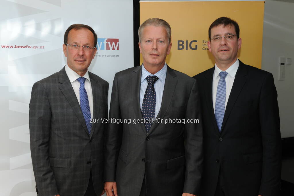 Wolfgang Gleissner, Reinhold Mitterlehner, Hans-Peter Weiss: BIG-Investitionen fördern Konjunktur, sichern Arbeitsplätze und stärken Universitäten -  Fotograf: Bernhard J. Holzner (25.04.2014) 