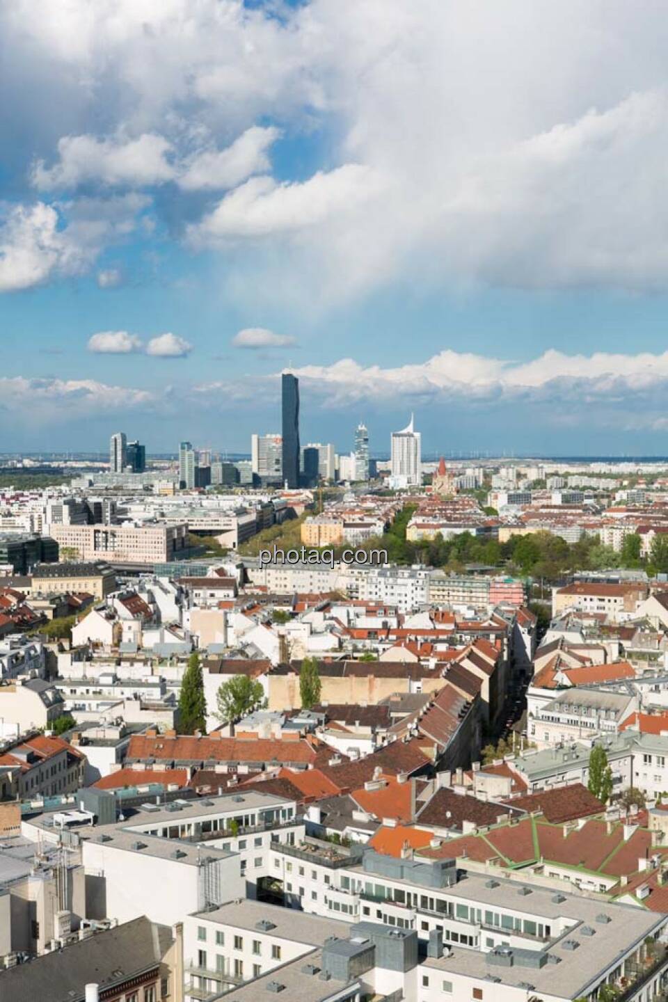 Wien, Donauplatte, DC Tower, Blick vom Uniqa Tower