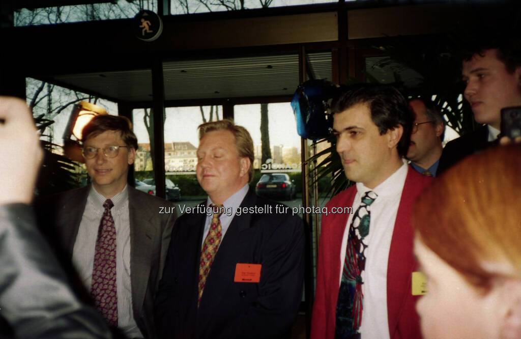 Bill Gates (links) und Kurt Seidl (rechts) bei der European Partner Conference 1996 in Kopenhagen - heuer feiert das Unternehmen Seidl Software 30-jähriges Firmenjubiläum (Bild: Seidl Software) (28.04.2014) 