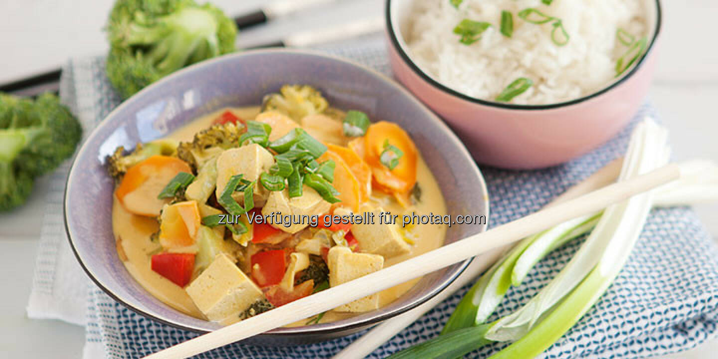 Vegetarisches Thai-Curry mit Tofu - http://www.kochabo.at/vegetarisches-thai-curry-mit-tofu/