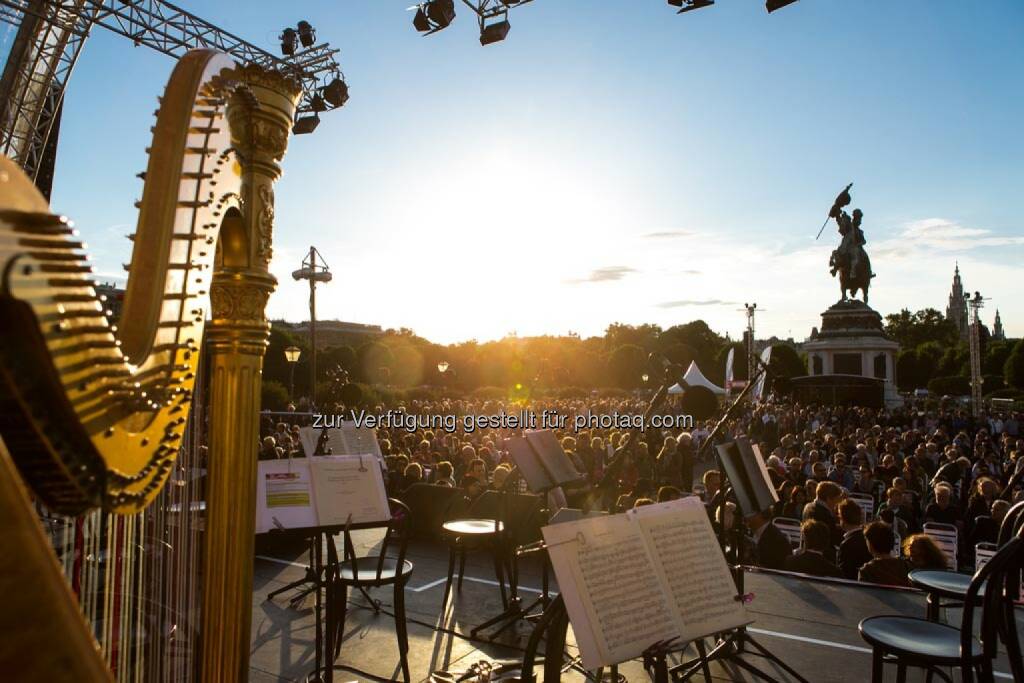 Harfe, Blick von der Bühne, Fest der Freude 2014, © Martina Draper für Wiener Symphoniker (09.05.2014) 