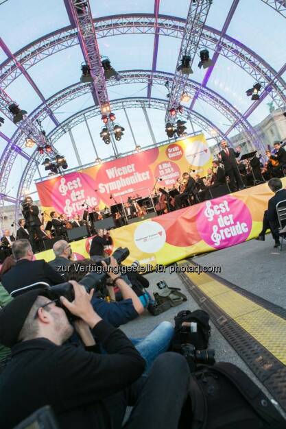 Fotografen, Blick auf die Bühne, Fest der Freude 2014, © Martina Draper für Wiener Symphoniker (09.05.2014) 