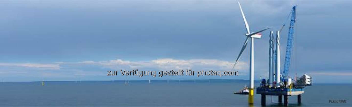 RWE: Welchen Rekord hält der Offshore-Windpark Gwynt y Môr vor der britischen Küste?
a) er ist der zweitgrößte weltweit
b) er war der erste in Europa
c) er hat die hübschesten Windräder  Source: http://facebook.com/vorweggehen