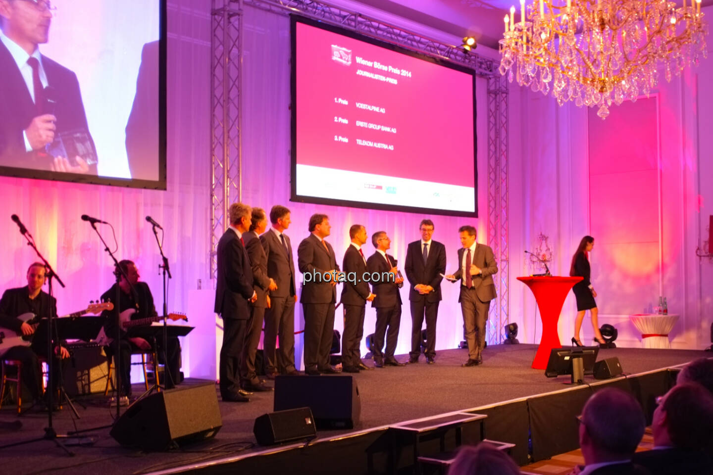 Journalisten-Preis

1. Platz: voestalpine AG

2. Platz: Erste Group Bank AG

3. Platz: Telekom Austria AG