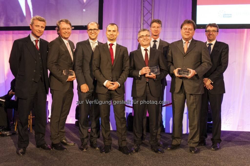 Erstmalig verliehener Wiener Börse-Journalistenpreis geht an voestalpine - Wolfgang Nedomansky (APA-Finance), Hans Tschuden (Telekom Austria), Peter Schiefer (Telekom Austria), Peter Felsbach (voestalpine), Herbert Eibensteiner (voestalpine), Michael Mauritz (Erste Group), Gernot Mittendorfer (Erste Group), Harald Hagenauer (C.I.R.A.)  (c) APA, © Aussendung (21.05.2014) 