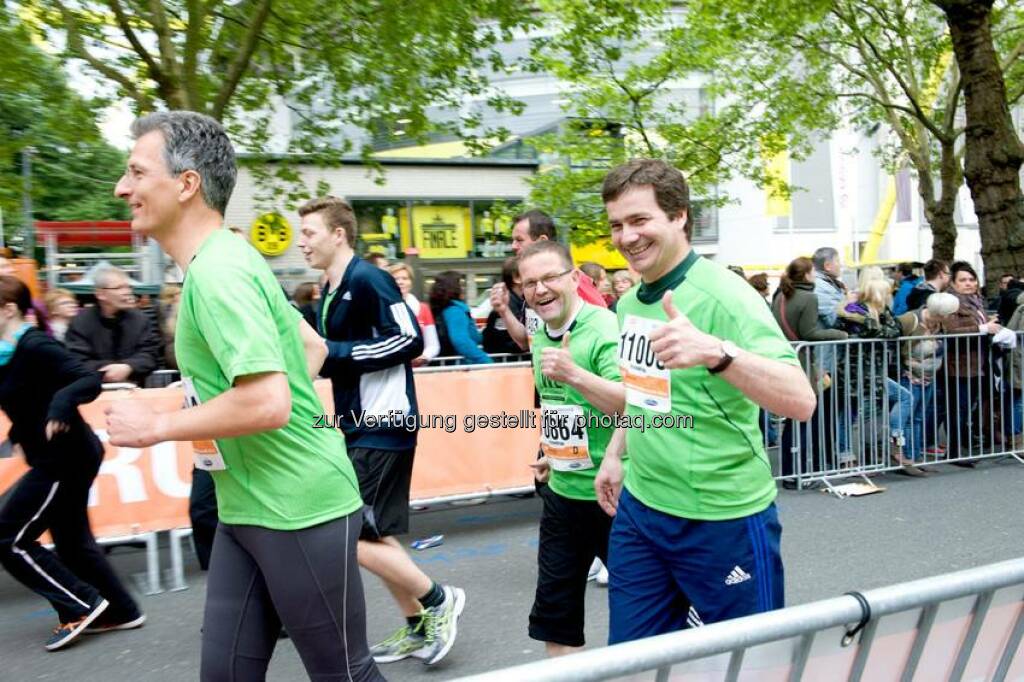 Die Zeit der Firmenläufe hat begonnen. Bundesweit legen ThyssenKrupp Mitarbeiterinnen und Mitarbeiter mehrere Kilometer zurück - für ihre Gesundheit und oft auch für einen guten Zweck.  Source: http://facebook.com/ThyssenKruppCareer (31.05.2014) 