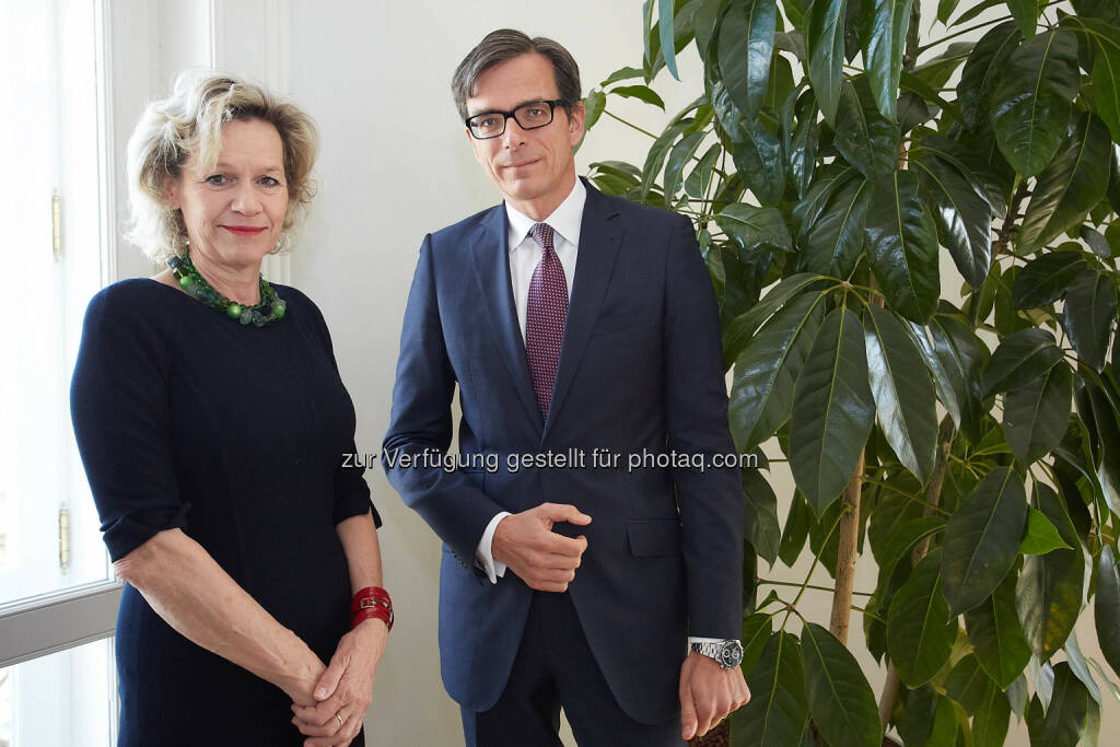 Viktoria Kickinger, Geschäftsführerin von Inara, Initiative AufsichtsRäte Austria und Michael Junghans, Vorsitzender der Geschäftsführung der B&C Industrieholding, © B&C Gruppe/APA-Fotoservice/Preiss (04.06.2014) 