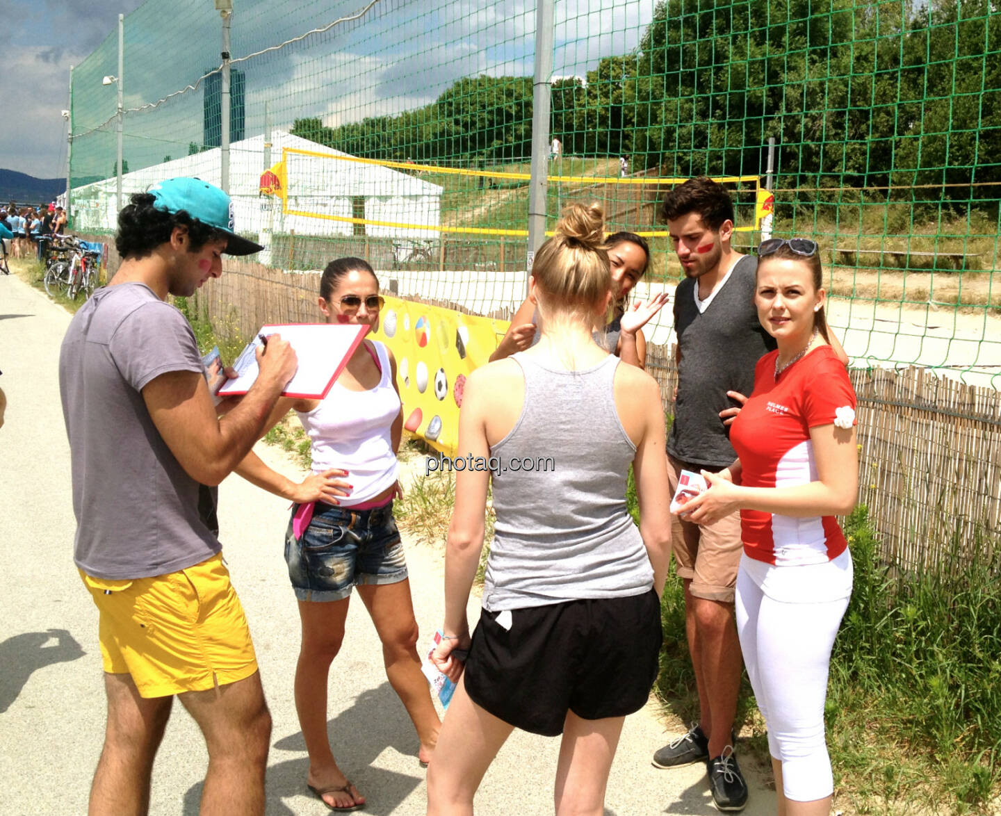 Besprechung, Beachvolleyball