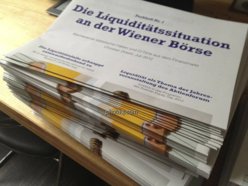 Juli: Anfang Juli ist mein 1. Fachheft zur WIener Börse erschienen. Drei weitere habe ich 2012 noch gemacht, jeweils 8-Seiter-Print, zum Blättern gibt es die Produkte unter http://www.issuu.com/christian-drastil . 2013 erscheinen die Fachhefte monatlich, sie liegen mir sehr am Herzen (31.12.2012) 