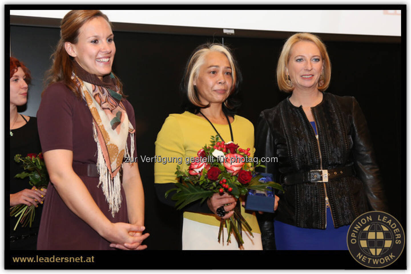 Yvonne Werginz, wohnfee.at: Beim Woman Award 2012 in der Kategorie „Wir hatten eine kreative Geschäftsidee“ gewonnen. Die Verleihung fand am 20. November mit Schirmherrin Doris Bures statt
