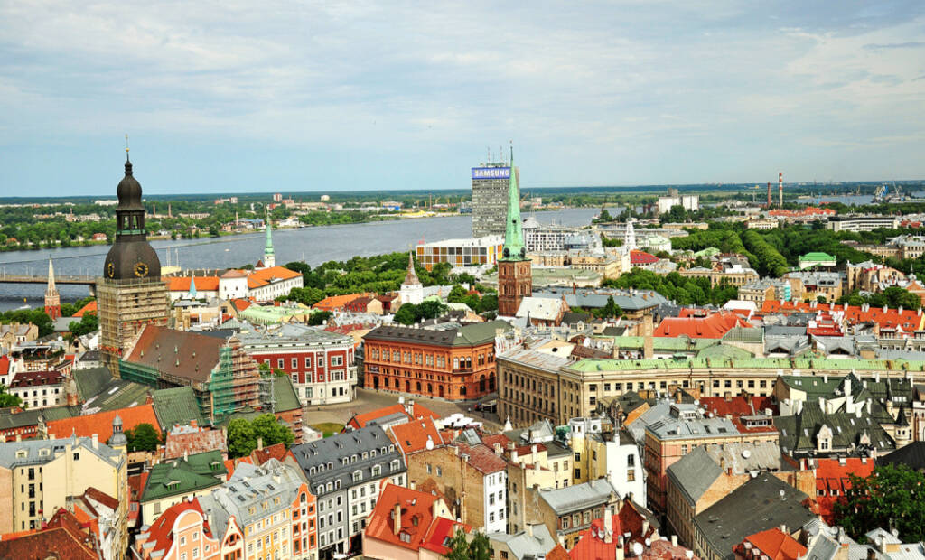 Riga, Lettland - http://www.shutterstock.com/de/pic-172968023/stock-photo-top-view-of-the-city-of-riga-and-the-river-daugava.html (Bild: www.shutterstock.com), © shutterstock.com (28.06.2014) 