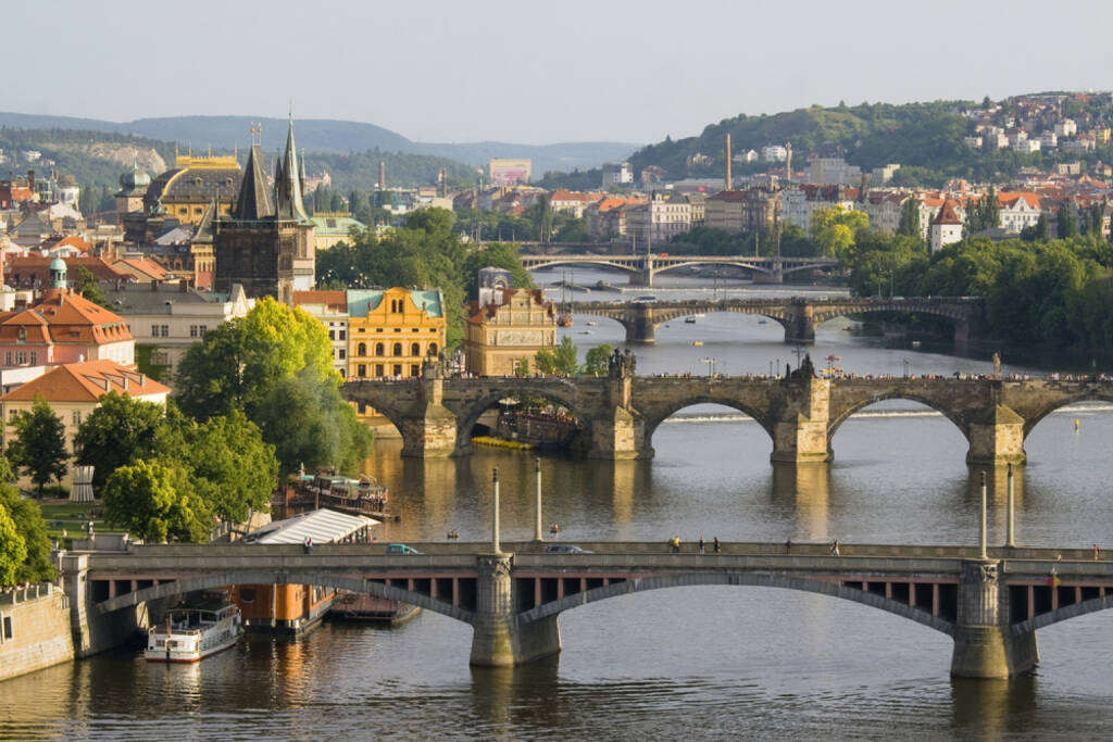 Prag, Tschechien, http://www.shutterstock.com/de/pic-122957884/stock-photo-aerial-view-on-bridges-in-prague.html (Bild: www.shutterstock.com), © shutterstock.com (30.06.2014) 