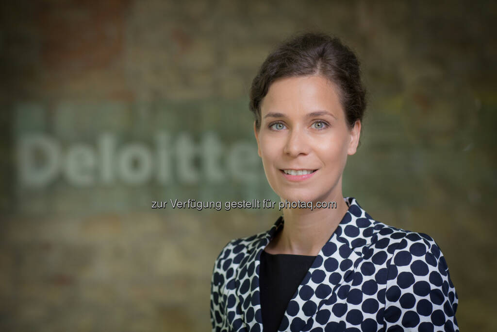 Nora Engel-Kazemi (Partner Deloitte) ist Steuerberaterin und Wirtschaftsprüferin in der Financial Services Industry und hat über 15 Jahre Erfahrung im Bereich Investment Management. Sie betreut schwerpunktmäßig in- und ausländische Fondsgesellschaften und Finanzdienstleister. Nora Engel-Kazemi leitet ein Team von Spezialisten, das neben der steuerlichen Vertretung ausländischer Investmentfonds in Österreich die  Steuerberatung für in- und ausländische Anleger in Österreich anbietet.  (Bild: Daniel Hinterramskogler) (01.07.2014) 