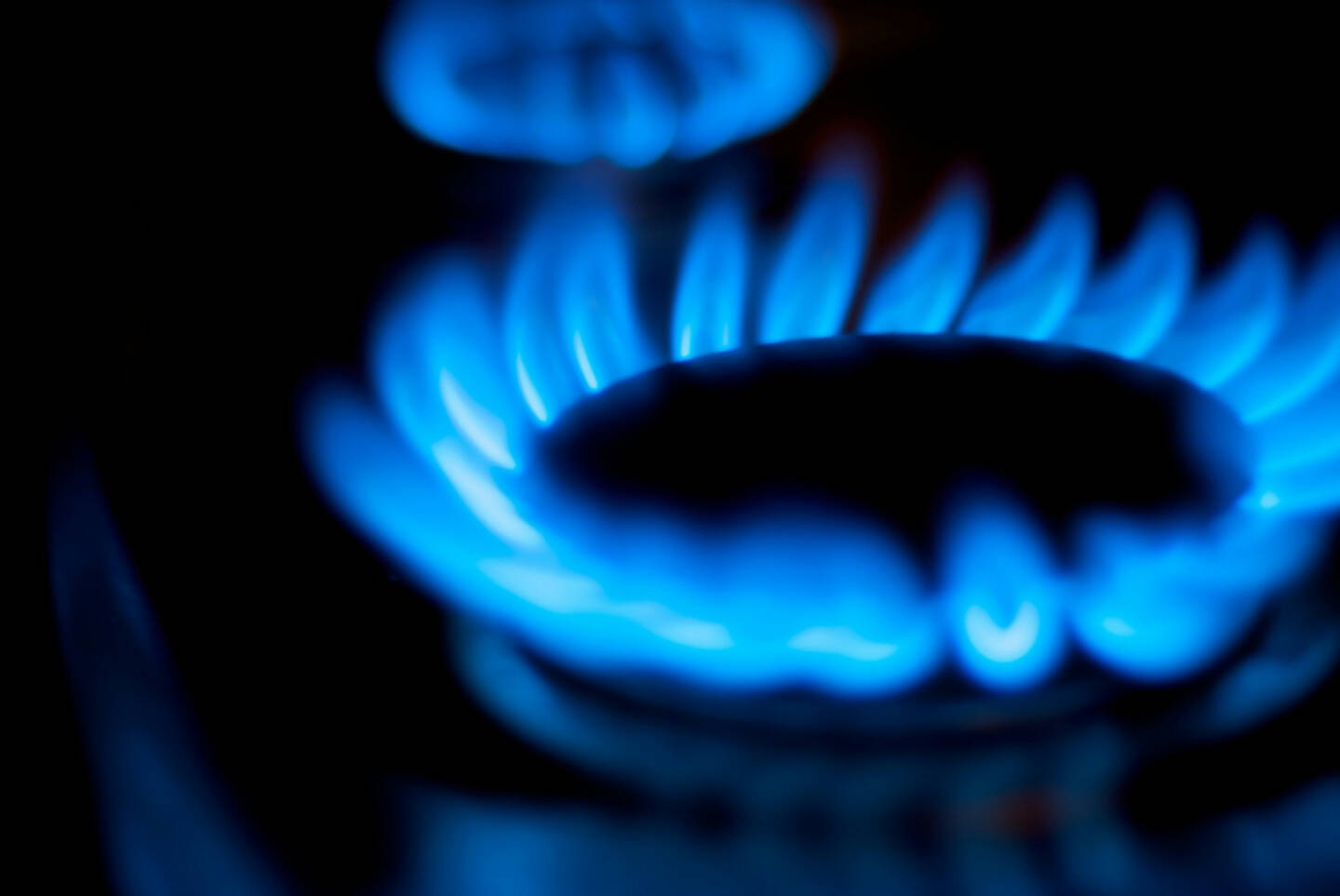 Gasflamme, Gas, Erdgas, http://www.shutterstock.com/de/pic-110832431/stock-photo-blue-natural-gas-flames.html 