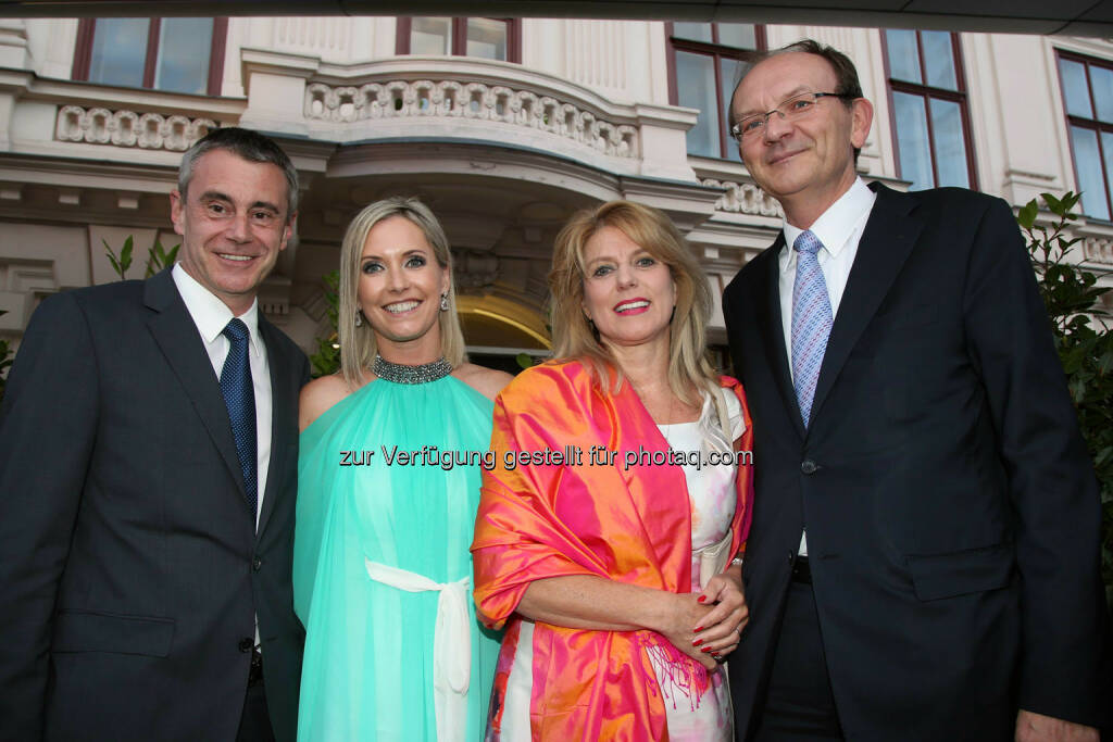 Heinrich Schaller und Claudia Steinecker, Gabriela und Klaus Buchleitner, © RLB OÖ/Strobl (02.07.2014) 