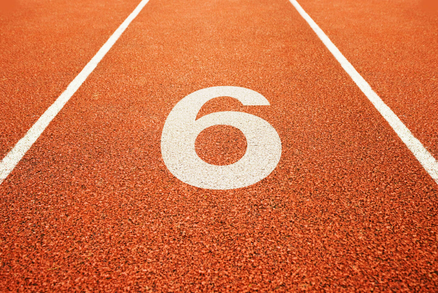 6, Sechs, http://www.shutterstock.com/de/pic-137554556/stock-photo-number-six-on-athletics-all-weather-running-track.html 