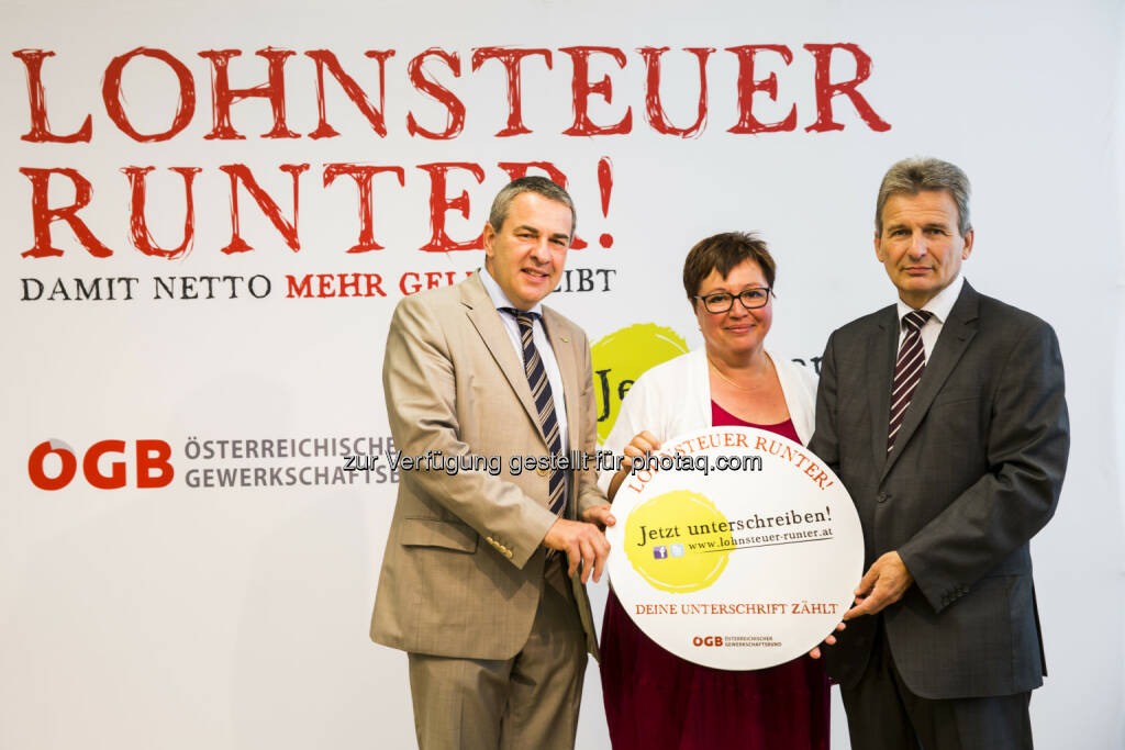 Lohnsteuer runter!: ÖGB-Vorstand beschloss nächste Schritte: ÖGB-Vizepräsident Norbert Schnedl, ÖGB-Vizepräsidentin Sabine Oberhauser und ÖGB-Präsident Erich Foglar, © Aussender (03.07.2014) 