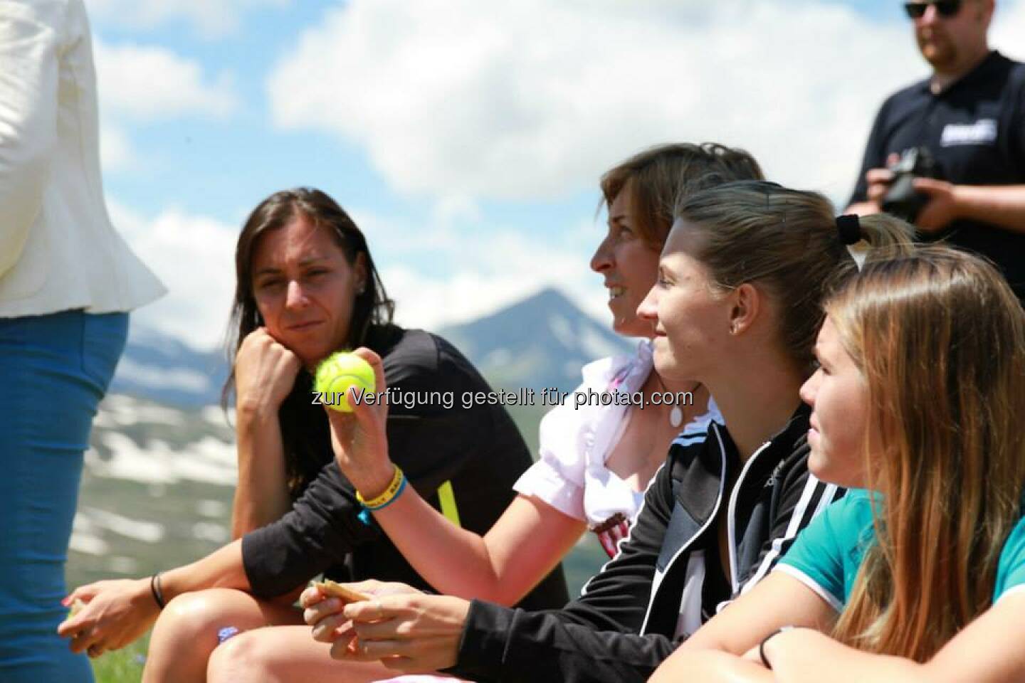 Tennis, Ball: Flavia Pannetta, Yvonne Meusburger, Lisa-Maria Moser, Yvonne Neuwirth