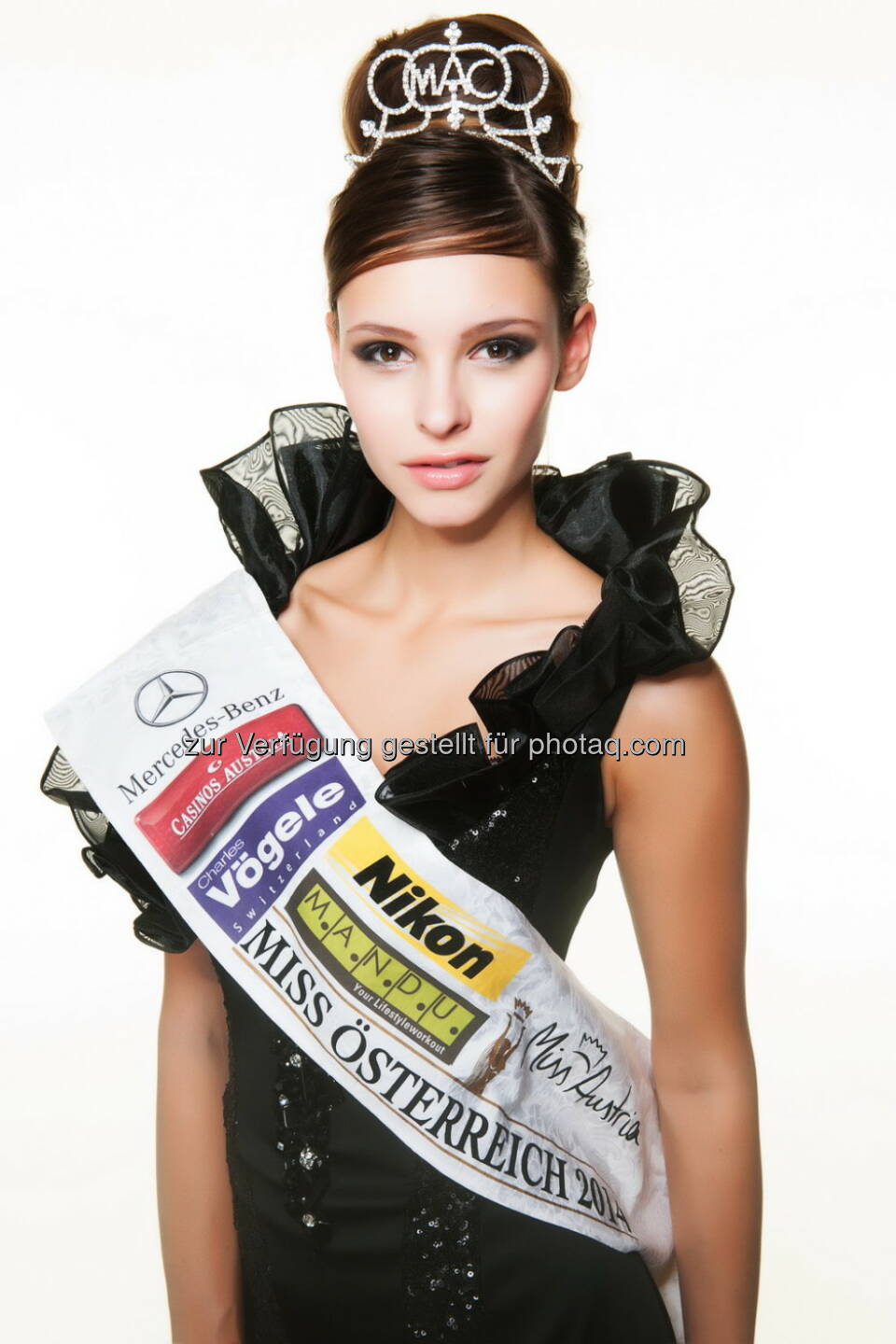 Miss Austria 2014 Julia Furdea (photo by http://manfredbaumann.com )