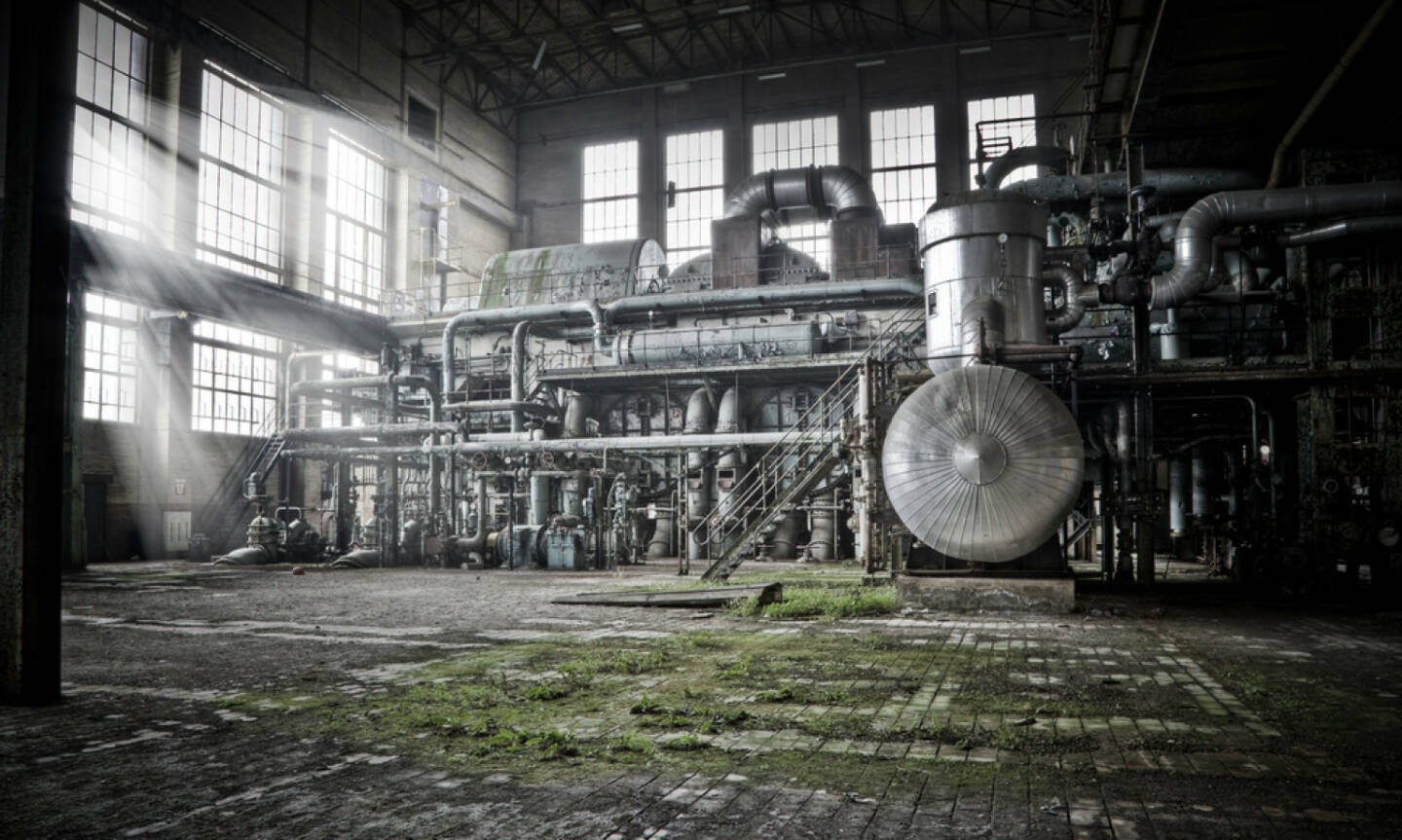 Industrie, Industrieanlage, Kessel, Turbine, alt, verwittert, verlassen, http://www.shutterstock.com/de/pic-68879233/stock-photo-overview-of-an-old-machine-room-at-an-abandoned-energy-plant-good-days-are-over.html 