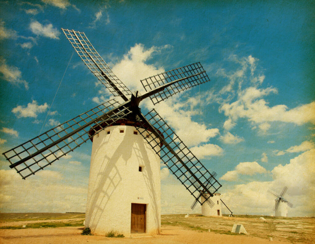 Windmühle, Spanien, Wind, gegen, http://www.shutterstock.com/de/pic-111912029/stock-photo-retro-image-of-medieval-windmills-castilla-la-mancha-spain-paper-texture.html (Bild: shutterstock.com) (13.07.2014) 