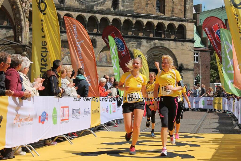 Die Läuferinnen sind los! In Nürnberg und Bremen verwandelte der Deutsche Post Ladies Run mit über 1.600 Teilnehmerinnen die Innenstädte in ein stimmungsvolles Sportfest. Weiter geht es am 27. Juli in Dortmund – also schnell noch anmelden unter http://www.deutschepost-ladiesrun.de/  Source: http://facebook.com/deutschepost, © Aussendung (18.07.2014) 