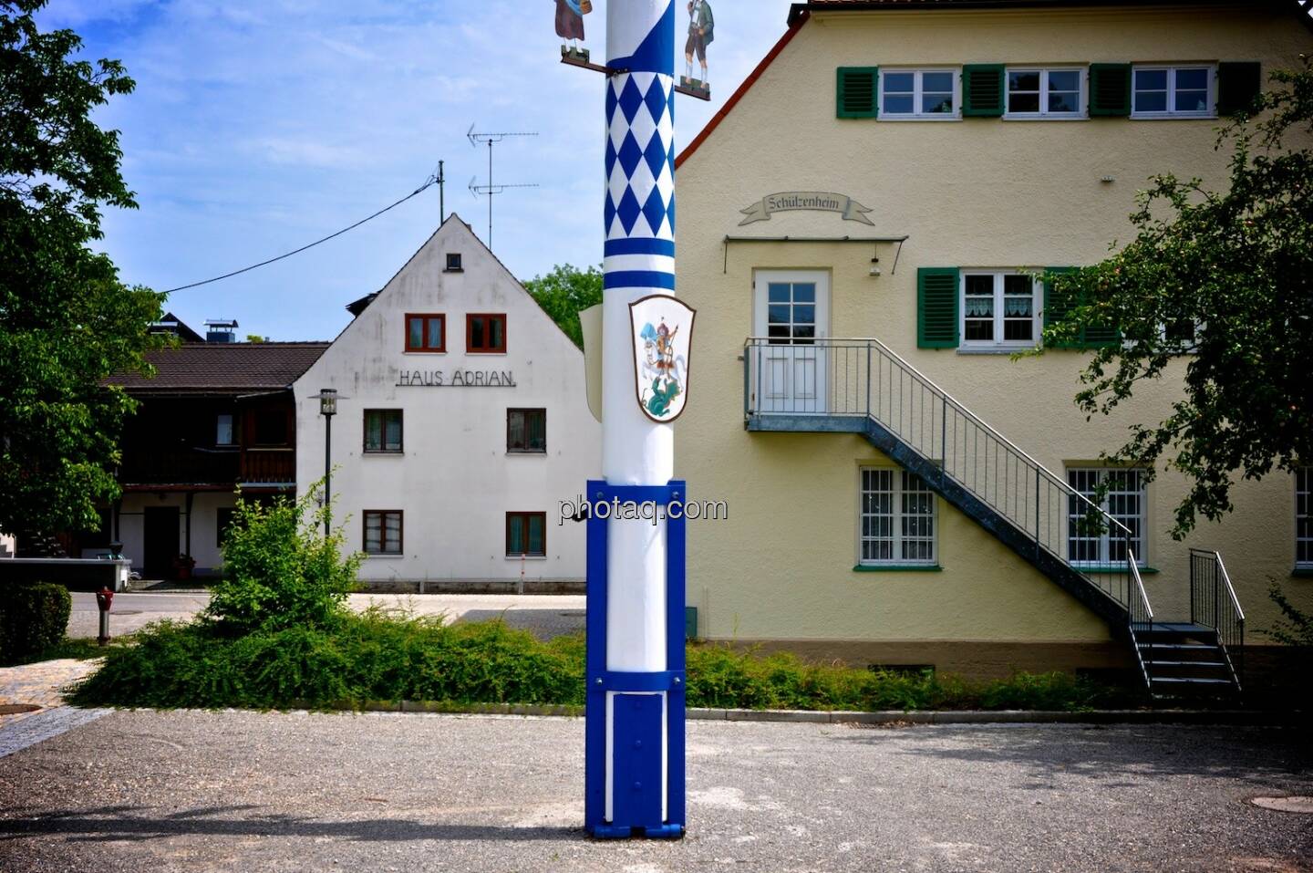 Bayern, blau weiss, Maibaum