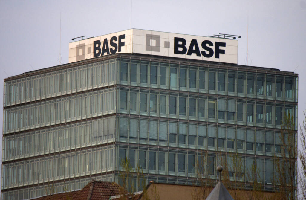 Basf, <a href=http://www.shutterstock.com/gallery-320989p1.html?cr=00&pl=edit-00>360b</a> / <a href=http://www.shutterstock.com/?cr=00&pl=edit-00>Shutterstock.com</a> , 360b / Shutterstock.com, © www.shutterstock.com (22.07.2014) 