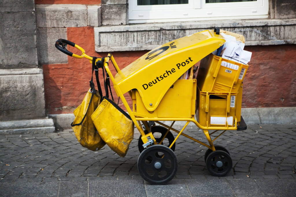 Deutsche Post, <a href=http://www.shutterstock.com/gallery-679411p1.html?cr=00&pl=edit-00>Christian Mueller</a> / <a href=http://www.shutterstock.com/?cr=00&pl=edit-00>Shutterstock.com</a> , Christian Mueller / Shutterstock.com, © www.shutterstock.com (22.07.2014) 