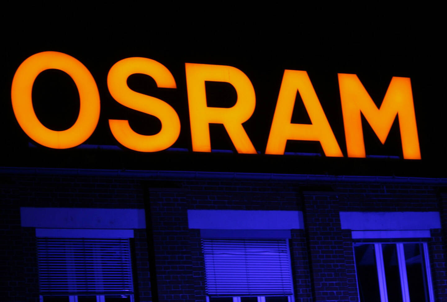 Osram, Licht, <a href=http://www.shutterstock.com/gallery-320989p1.html?cr=00&pl=edit-00>360b</a> / <a href=http://www.shutterstock.com/?cr=00&pl=edit-00>Shutterstock.com</a> , 360b / Shutterstock.com