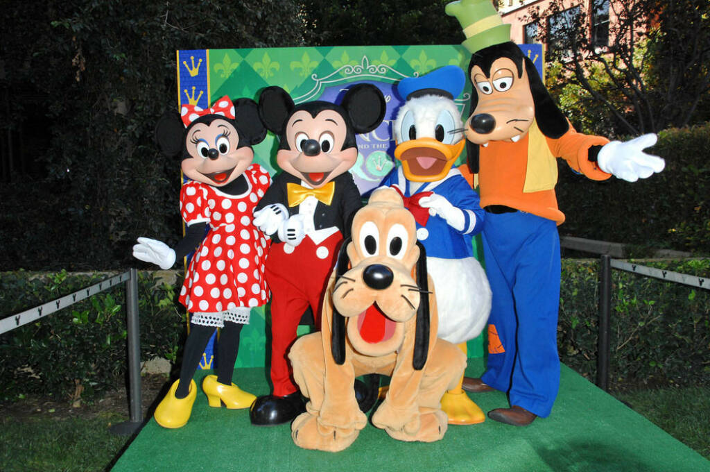 Walt Disney, Minnie, Mickey Maus, Pluto, Donald Duck, Goofy, <a href=http://www.shutterstock.com/gallery-842284p1.html?cr=00&pl=edit-00>s_bukley</a> / <a href=http://www.shutterstock.com/?cr=00&pl=edit-00>Shutterstock.com</a> , s_bukley / Shutterstock.com, © www.shutterstock.com (24.07.2014) 