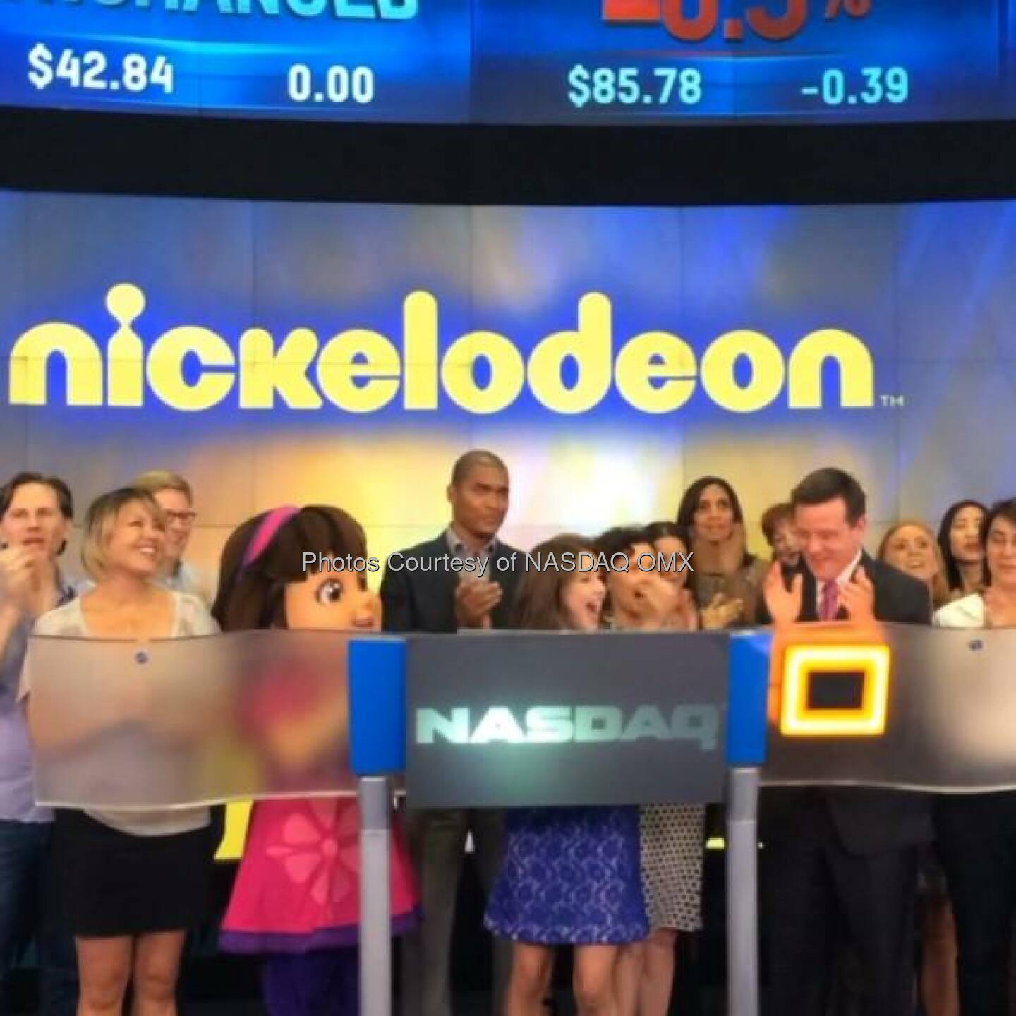 Watch @DoraTheExplorer, @FatimaPtacek ring the #NASDAQ Closing Bell to celebrate #DoraandFriends on Nickelodeon!  Source: http://facebook.com/NASDAQ