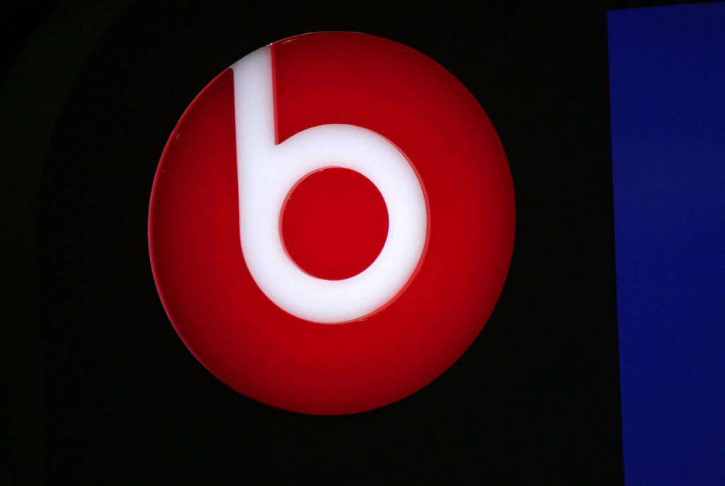 Beats Electronics, Beats by Dr. Dre Logo <a href=http://www.shutterstock.com/gallery-320989p1.html?cr=00&pl=edit-00>360b</a> / <a href=http://www.shutterstock.com/?cr=00&pl=edit-00>Shutterstock.com</a> (30.07.2014) 