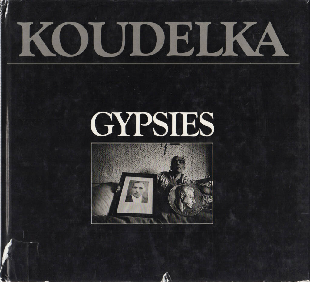 Josef Koudelka - Gypsies, Aperture, 1975, Cover - http://josefchladek.com/book/josef_koudelka_-_gypsies, © (c) josefchladek.com (02.08.2014) 