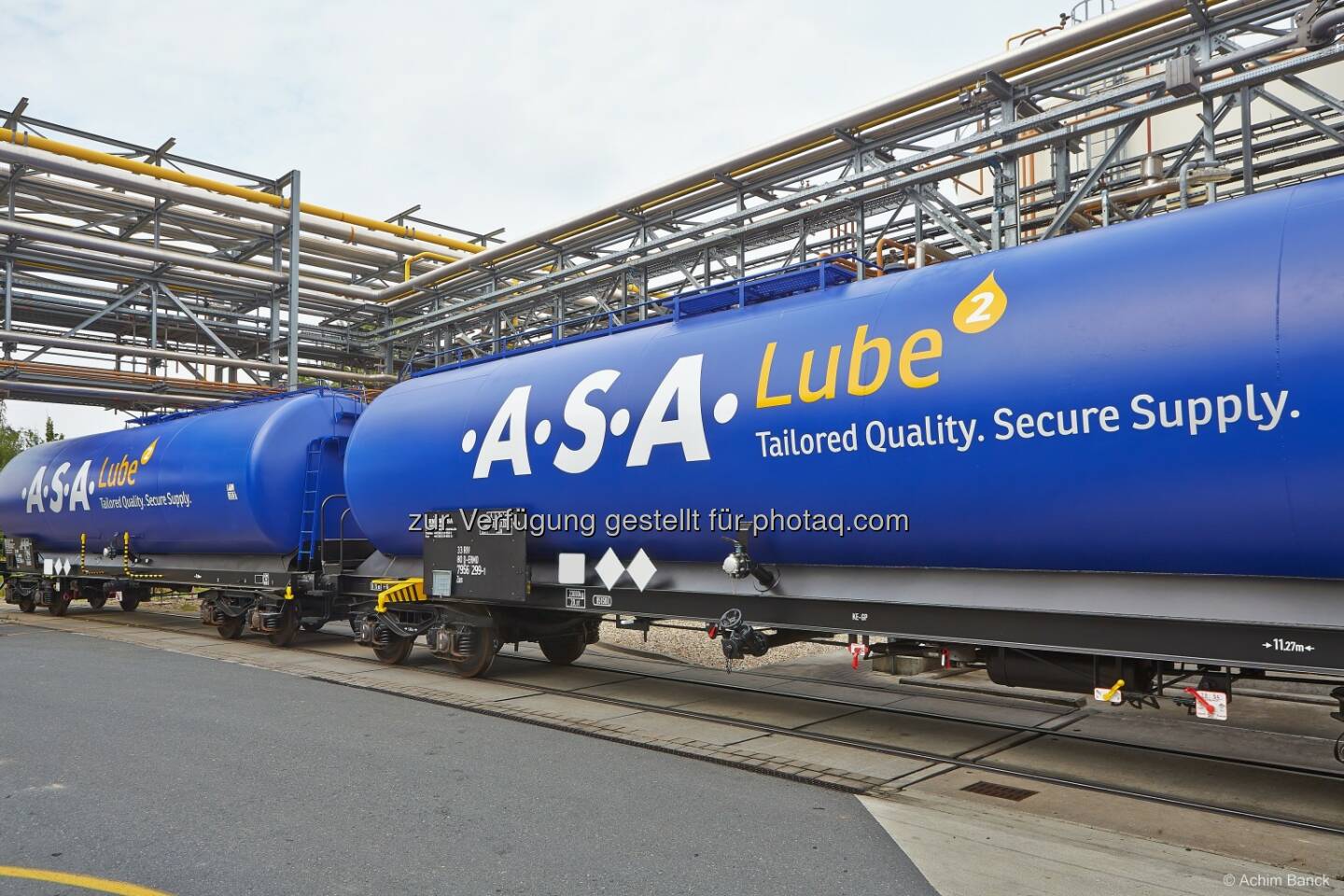 .A.S.A. Abfall Service schafft mit .A.S.A. Lube eine Sekundärrohstoff-Marke für Altöl / Urban Mining statt Recycling - Werte aus dem Abfall holen: neue Kesselwägen für den Transport