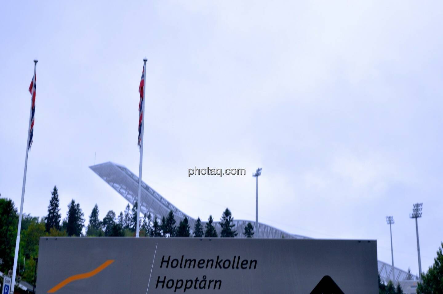 Holmenkollen, Sprungturm