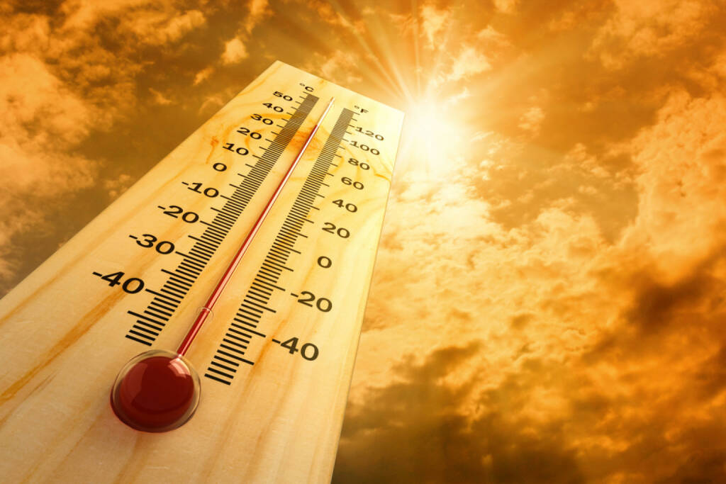heiss, Hitze, Phase, heisse Phase, Temperatur, hitzig, http://www.shutterstock.com/de/pic-80404600/stock-photo-thermometer-in-the-sky-the-heat.html, © (www.shutterstock.com) (09.08.2014) 