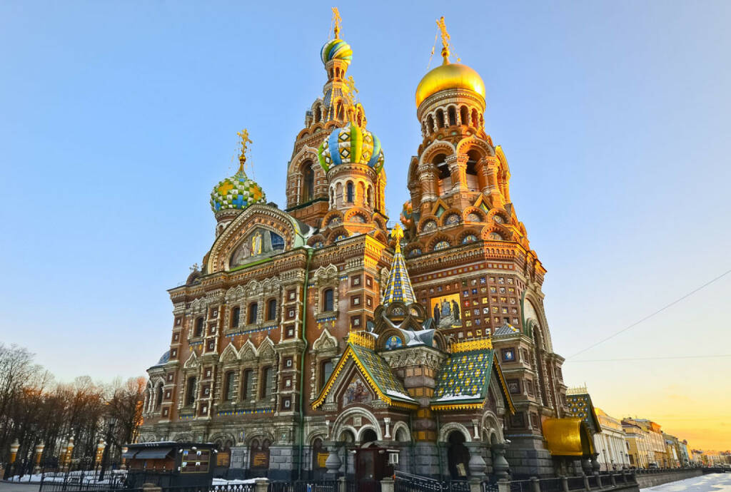St. Petersburg, Russland, http://www.shutterstock.com/de/pic-154804094/stock-photo-church-of-the-saviour-on-spilled-blood-st-petersburg-russia.html, © shutterstock.com (15.08.2014) 