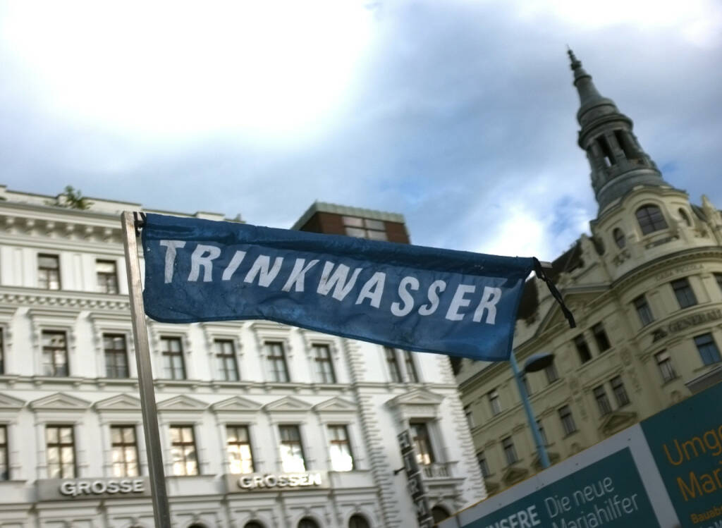 Trinkwasser, © diverse Handypics mit freundlicher Genehmigung von photaq.com-Freunden (18.08.2014) 