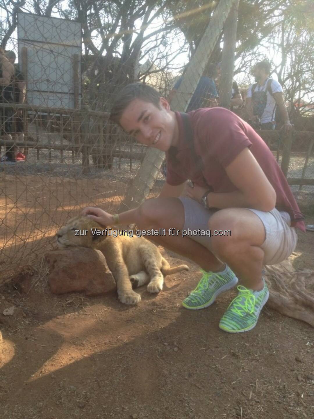 Südafrika: Der erste 'Arbeitstag' hier in Pretoria hat mich mit dem Red Bull Team und den X-Fighter Athleten in einen Safari Park geführt! Unglaublich tolles Erlebnis ...