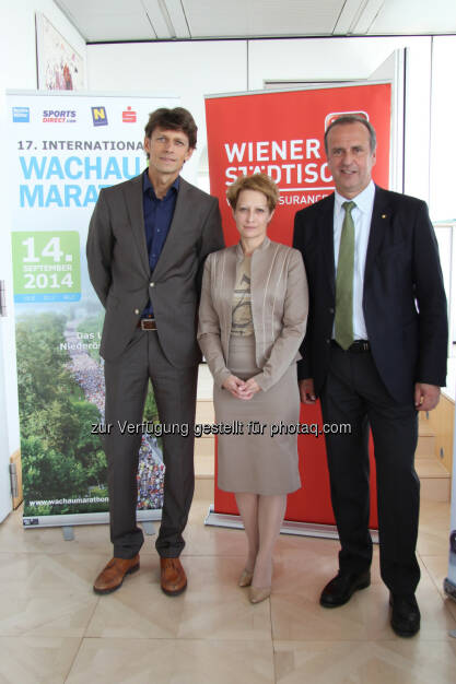 Michael Buchleitner (Veranstalter und Geschäftsführer Wachau Marathon), Judit Havasi (Generaldirektor-Stellvertreterin der Wiener Städtischen), Wolfgang Lehner, BA (Landesdirektor Wiener Städtische Niederösterreich), © Wiener Städtische/Gustav Kersche (29.08.2014) 