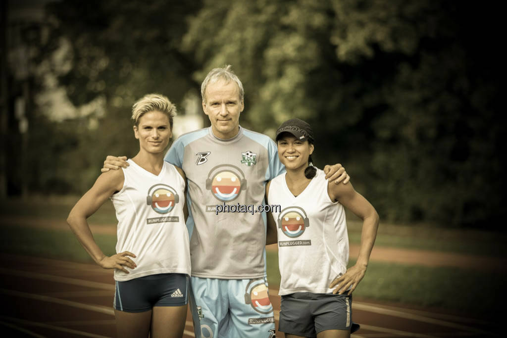 Elisabeth Niedereder, Christian Drastil, Annabelle Mary Konczer, © photaq/Martina Draper (30.08.2014) 