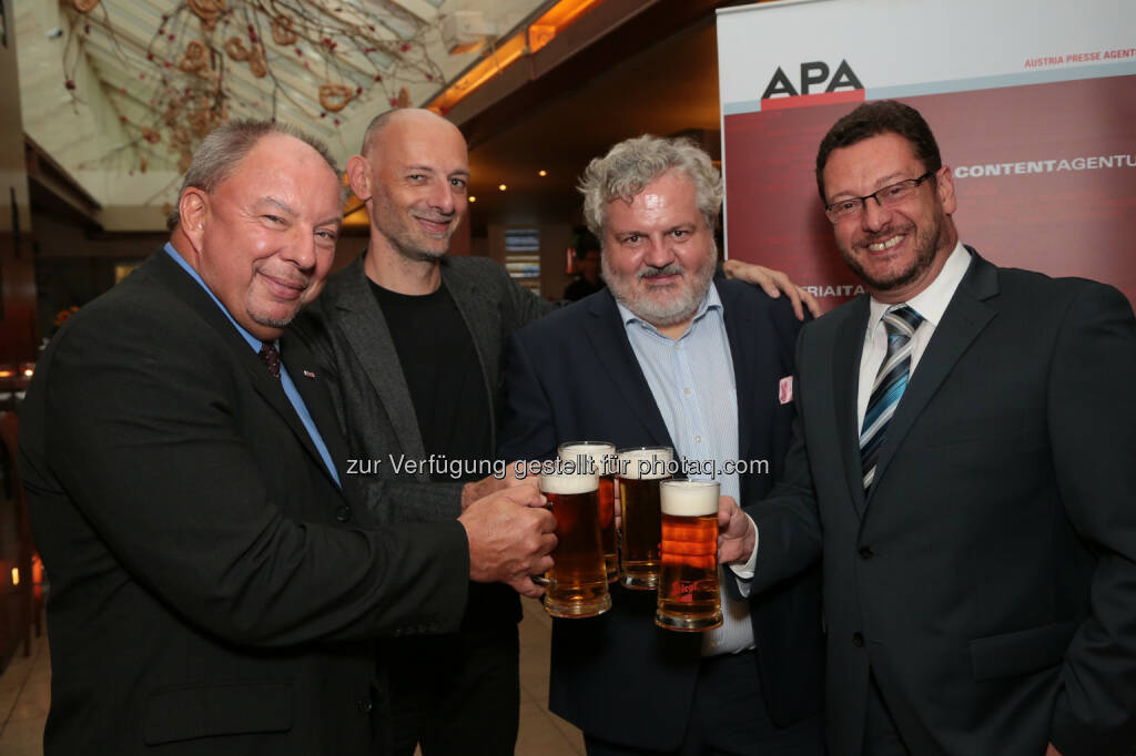 Werner Müllner, Marcus Hebein, Johannes Bruckenberger und Michael Lang (APA-Chefredaktion) - Beim Bierigen im Alten AKH begrüßte die APA mehr als 400 Gäste aus Medien und Kommunikation (Bild: APA-Fotoservice/Schedl), © Aussender (02.09.2014) 